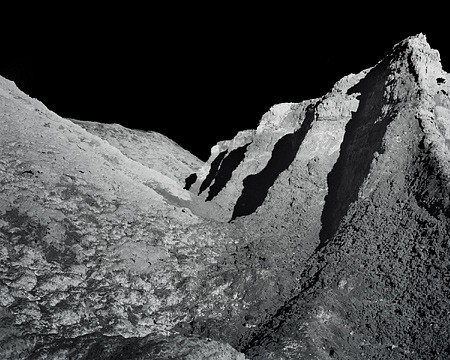 Mike Osborne, Vertellus (Valley II), 2012
archival pigment print, Edition of 3 + 1 A.P., Originally commissioned and produced by Artpace San Antonio, 58 x 72 1/2 in. (147.3 x 184.2 cm)
14x17.5-10+1AP 28x35-5+1AP
MOS-098